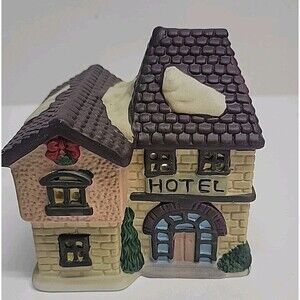 Gift Collection Hand Painted Porcelain Christmas Tea Light Hotel